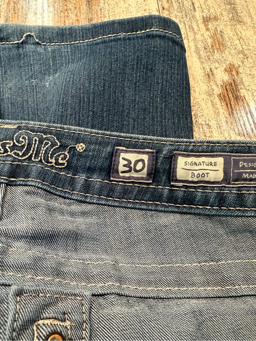 Miss Me Cross Pocket Signature Women’s Jean Size 30 Style tip included - Picture 9 of 16